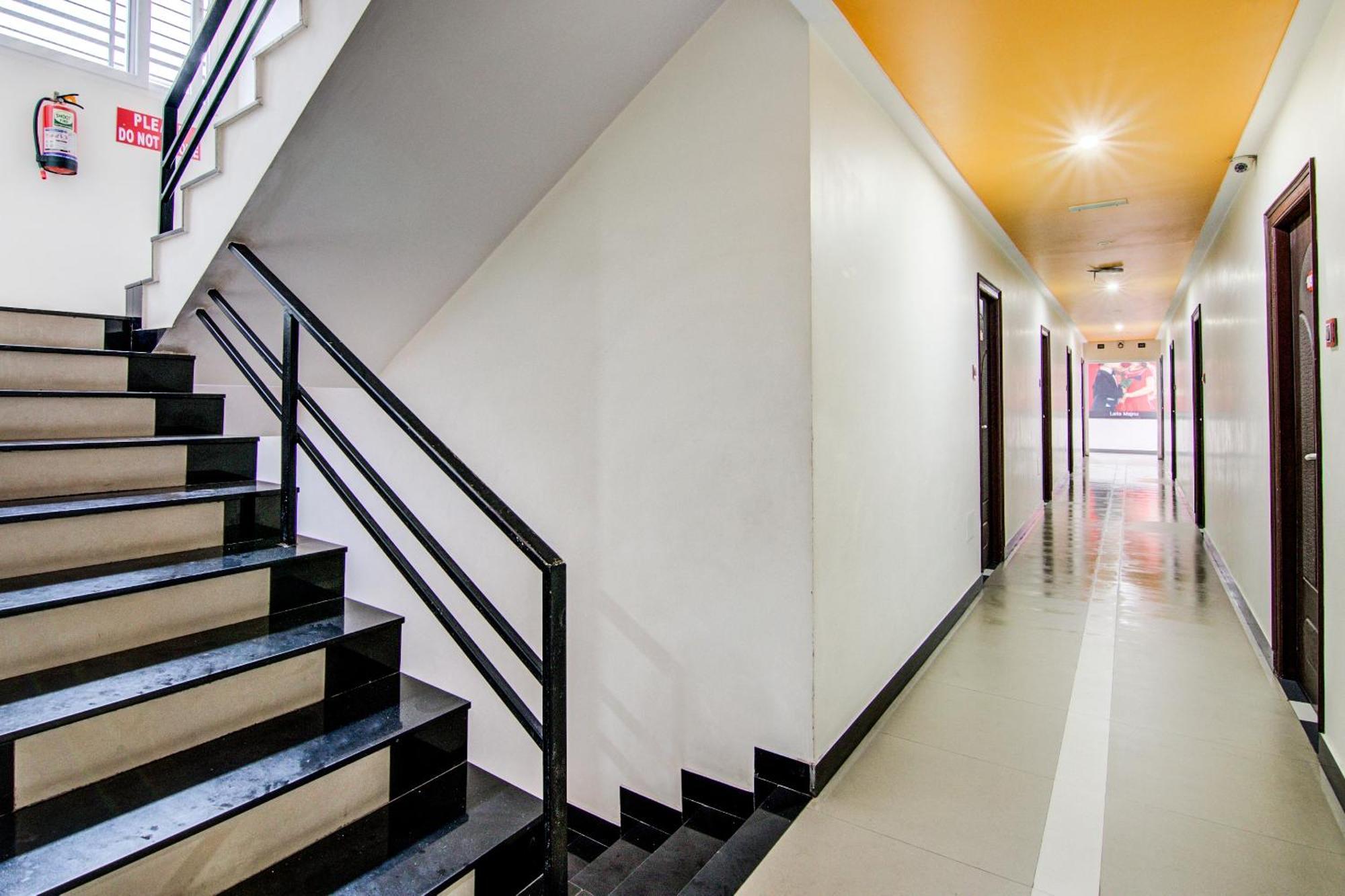 Collection O Spar Grand Hotel Visakhapatnam Ngoại thất bức ảnh