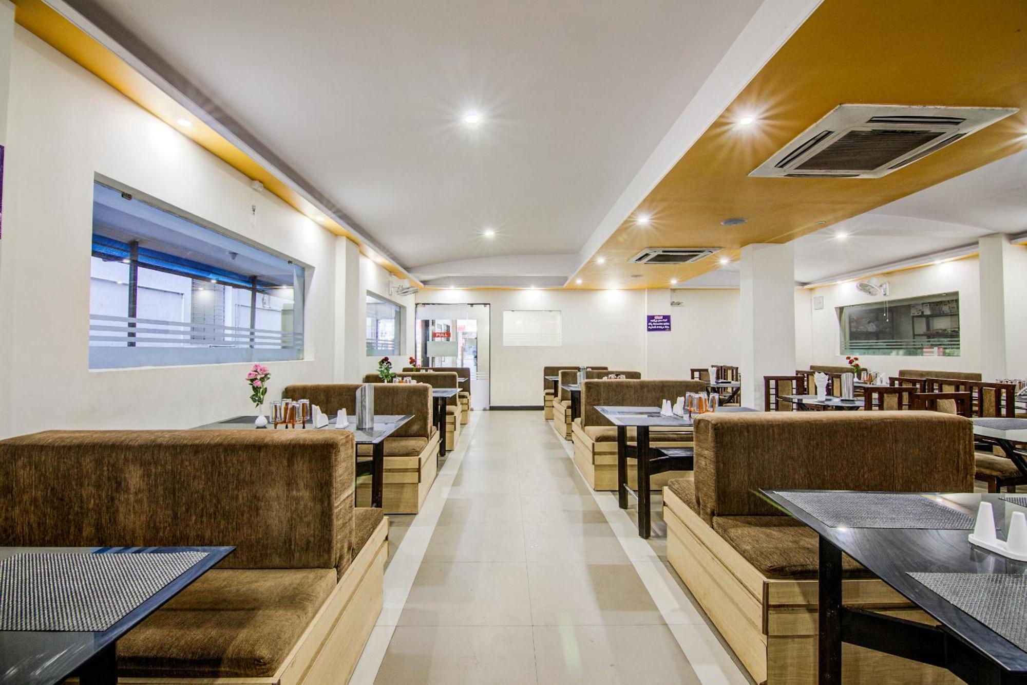 Collection O Spar Grand Hotel Visakhapatnam Ngoại thất bức ảnh
